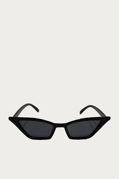 Chic cat-eye sunglasses