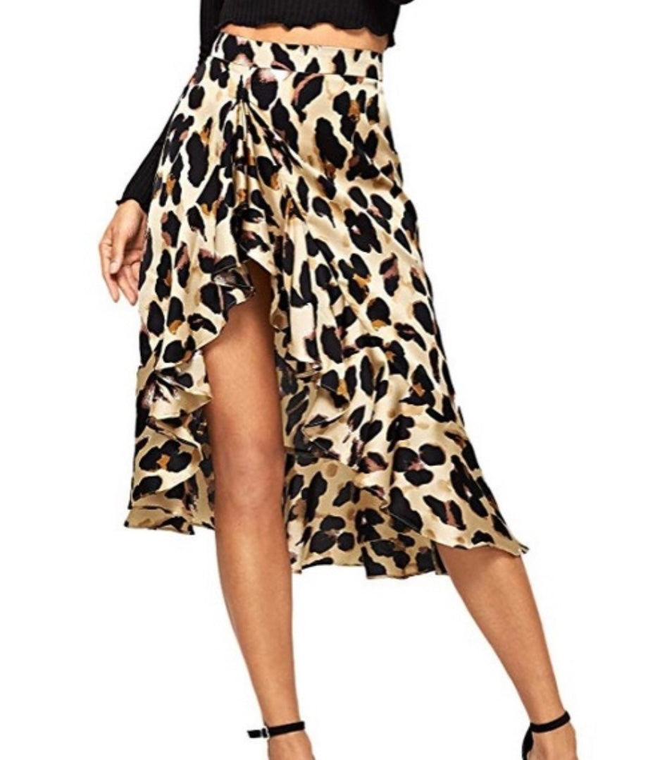 Leopard print side cut skirt