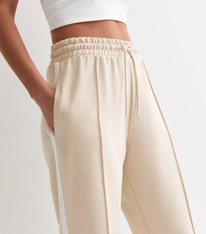 Women Cloth trouser front pintuck