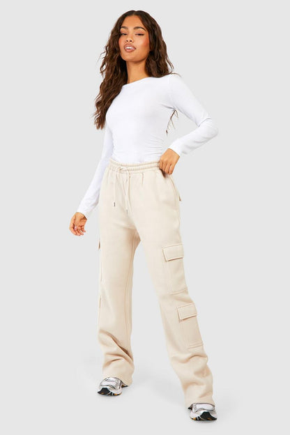 Double pocket straight leg cargo joggers