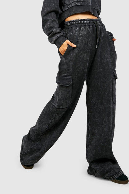 CARGO POCKET STRAIGHT LEG TROUSER