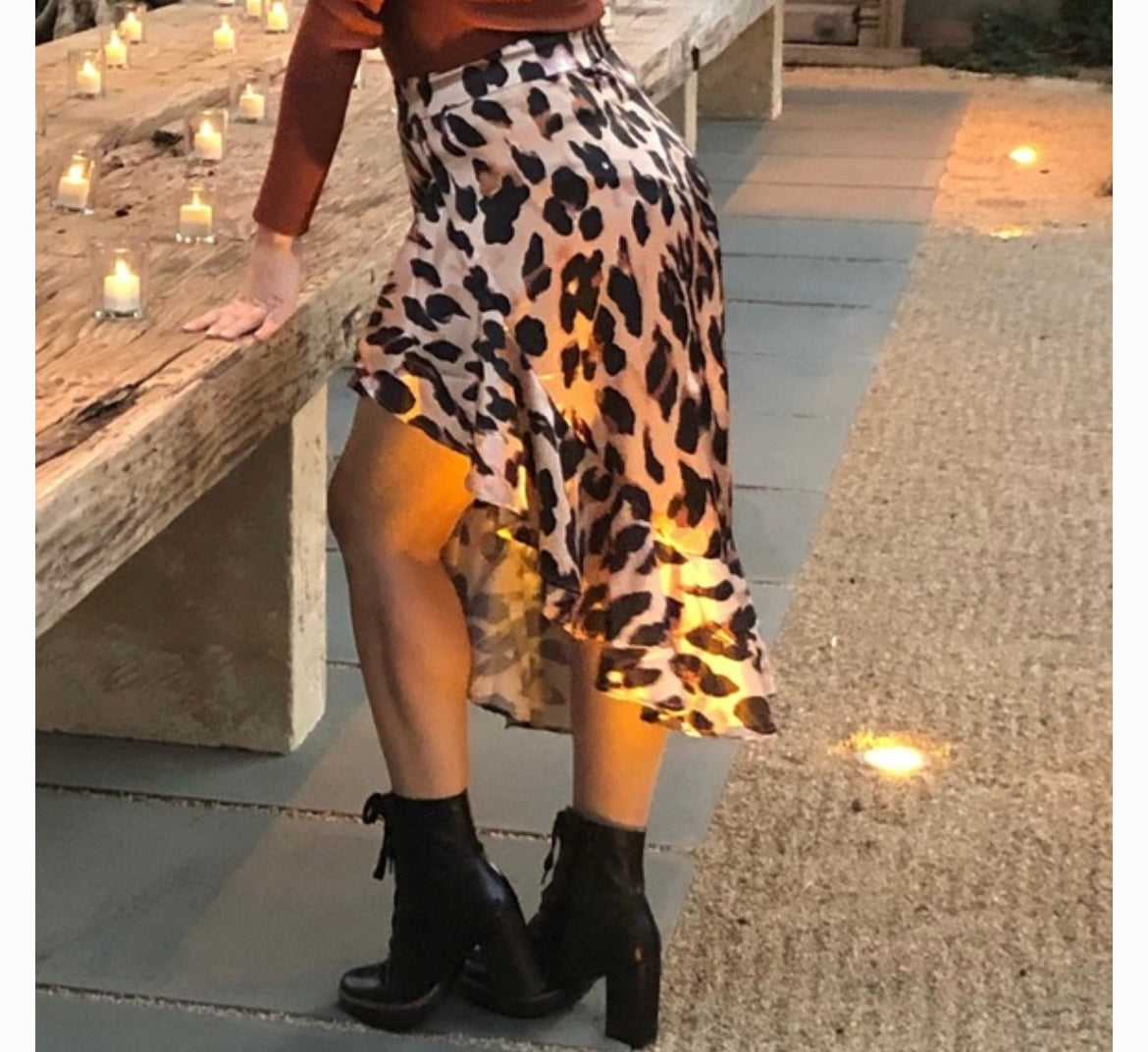 Leopard print side cut skirt